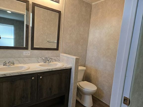 5th image of 454 Warbler Ln #454