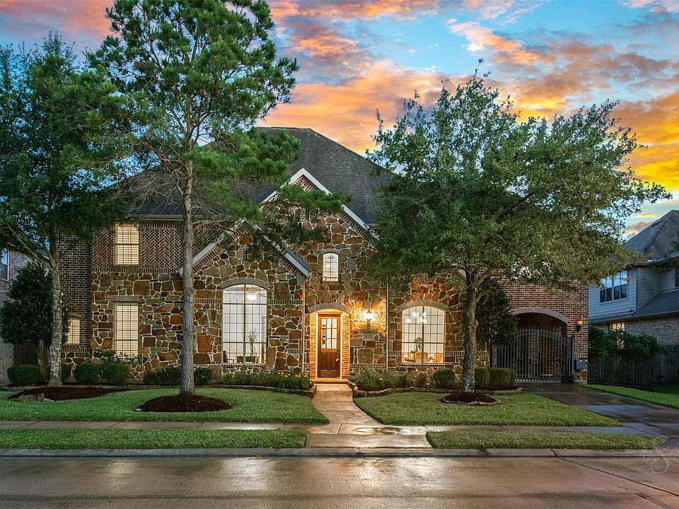 1st image of 25411 Springwood Lake Dr