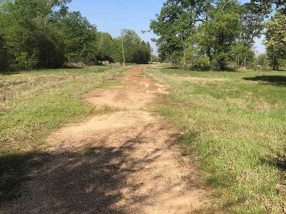 2nd image of 5954 N State Line Rd