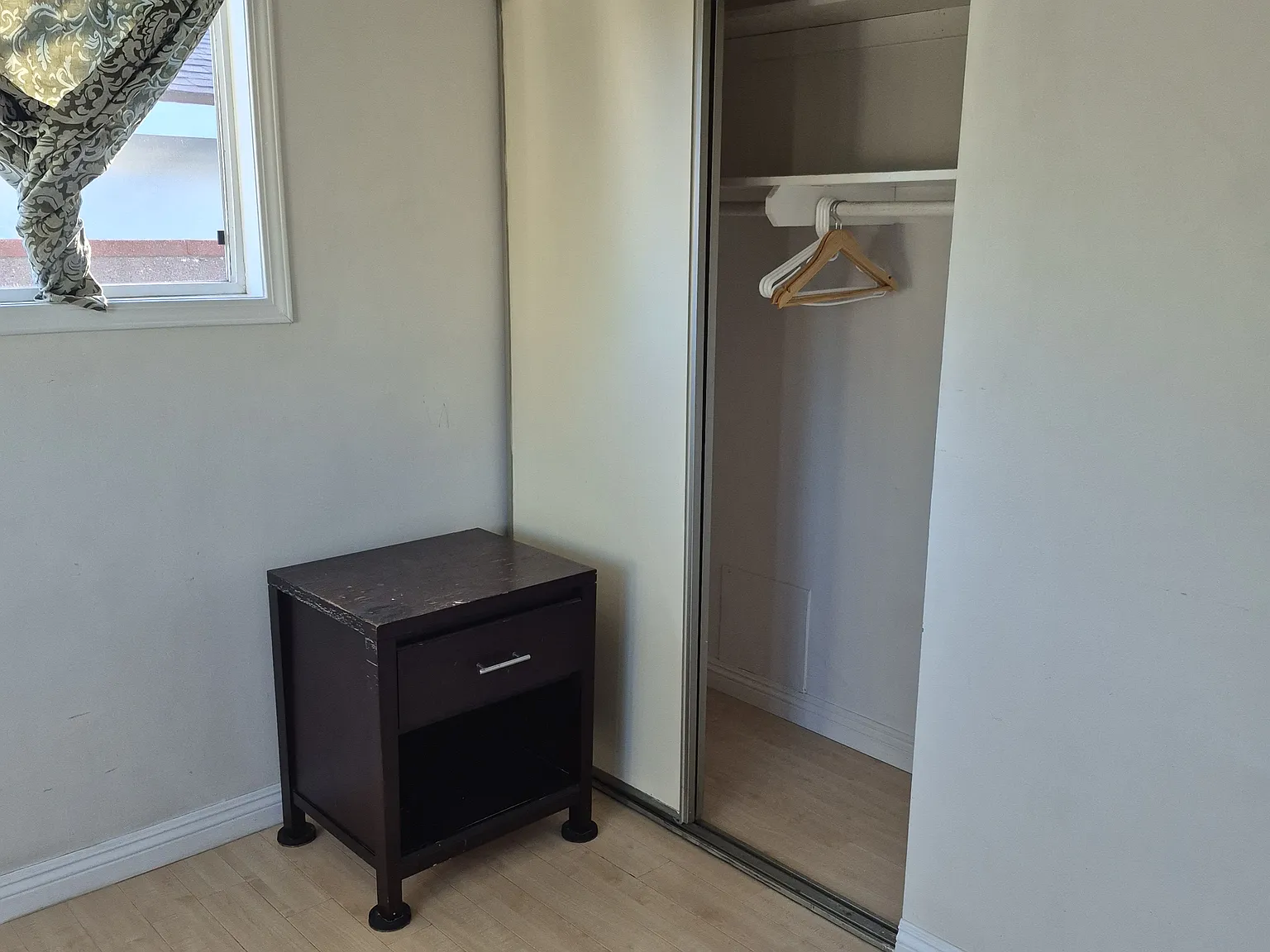 1 bed, 125 sqft, $800 — Photo 4