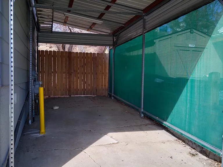 W Jefferson St — Photo 15