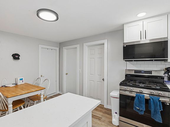 5th image of 647 Prospect Ave #1