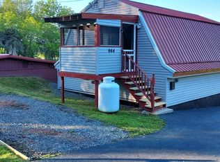 962 Hamlin Hwy, Lake Ariel, PA 18436