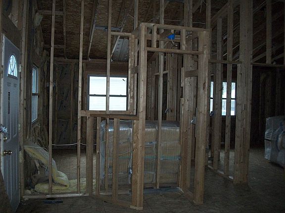 4th image of 54855 Edgewater Dr