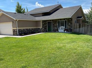 1706 Clydesdale Dr, Laramie, WY 82070
