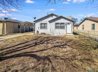 607 S 6th St, Carlsbad, NM 88220