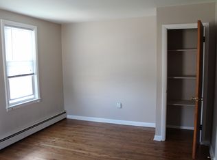 145 Front St #B, Akron, PA 17501