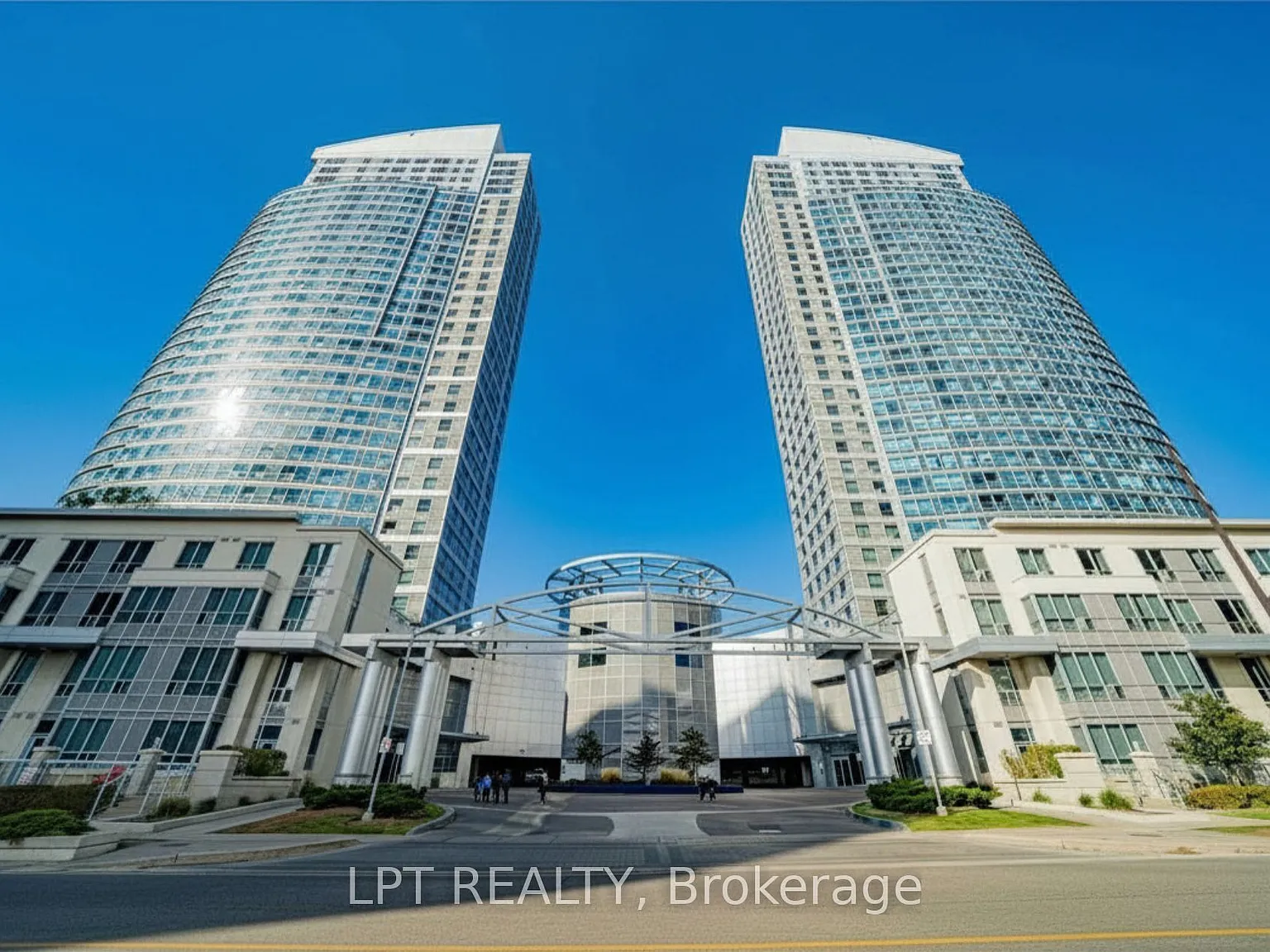 2 bed, $2,500 — Photo 1
