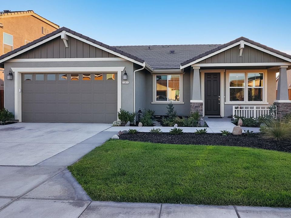 1st image of 644 Klamath Way