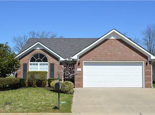 3744 Southbend Dr, Murfreesboro, TN 37128