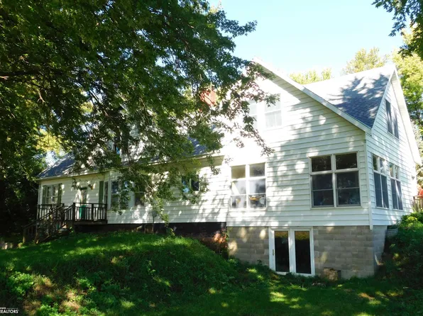 1056 270th St, Kiron, IA 51448