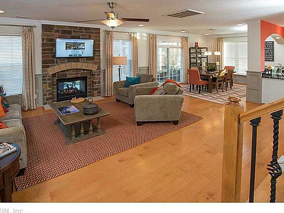 3rd image of 708 River Hollow Ct