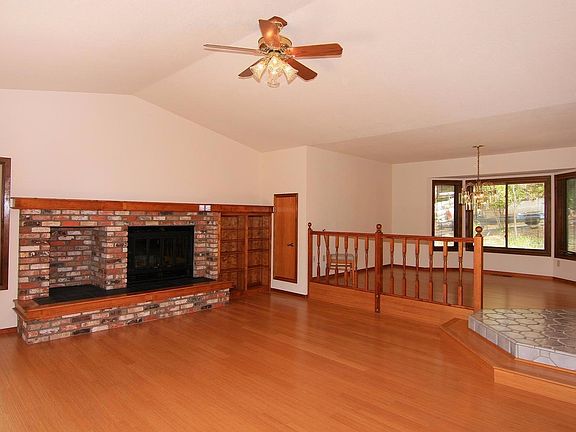 4th image of 6215 Viewridge Dr