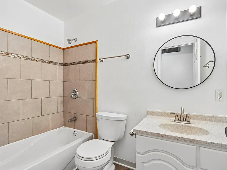 2223 Grove Ave — Photo 14