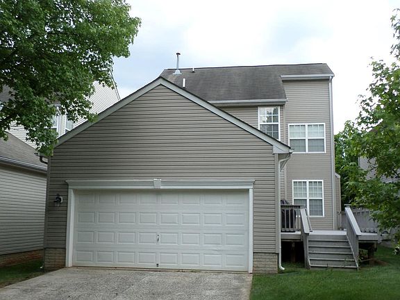 3rd image of 13916 Coachmans Cir