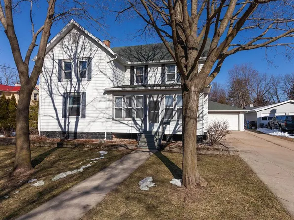 623 Park STREET, Watertown, WI 53098