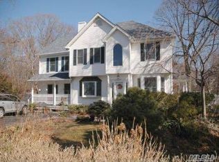 63 Hanrahan Ave, Farmingville, NY 11738