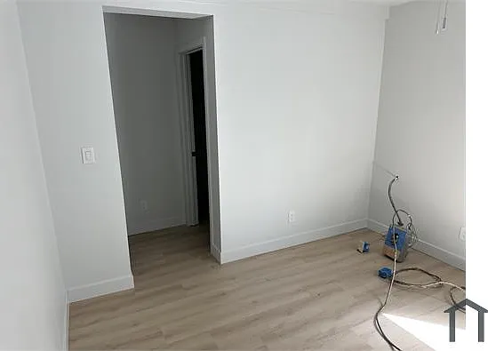 587 105th Ave #8 — Photo 10