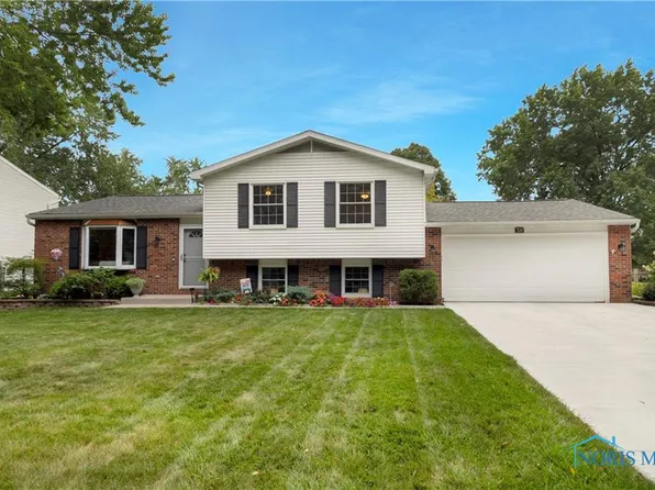526 Cambridge Park S, Maumee, OH 43537