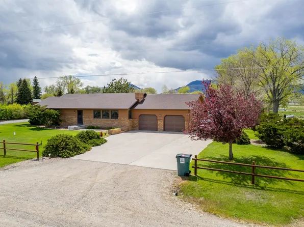 145 N 37th St, Cody, WY 82414