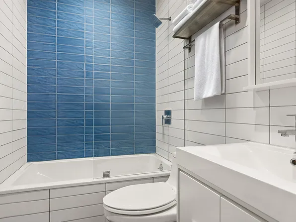 750 Hancock Street image 7 of 12