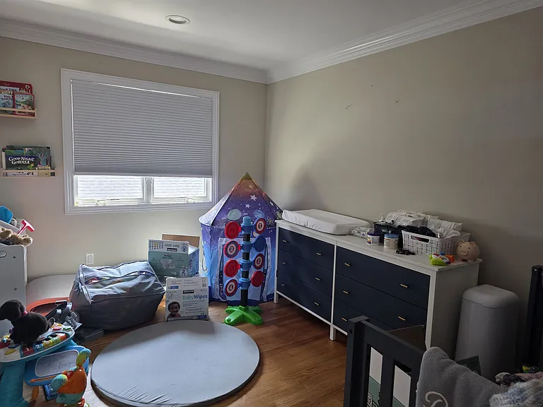 355 E Market St #2 — Photo 8