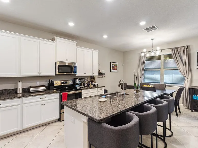 30841 Kelmin Ter — Photo 10