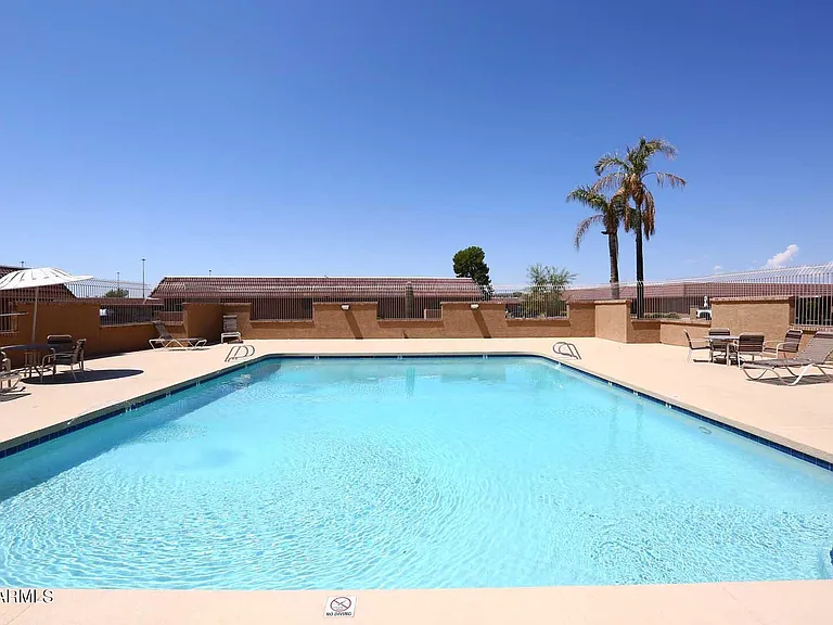 522 W Blackhawk Dr #4 — Photo 35