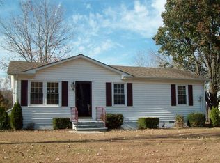 1117 Red Rd, McMinnville, TN 37110