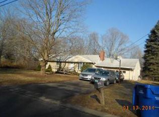 13 Williams Rd, North Branford, CT 06471