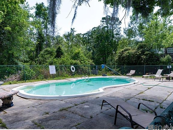 3rd image of 21018 Diversion Canal Rd