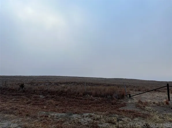 15 High Way, Shattuck, OK 73858