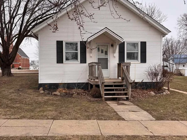 522 Woodbridge St, Nashua, IA 50658