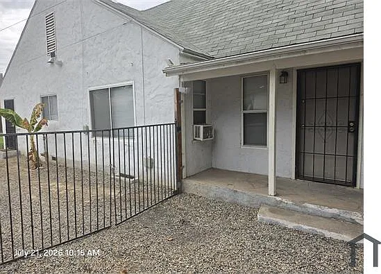 1619 E Cambridge Ave #- — Photo 12