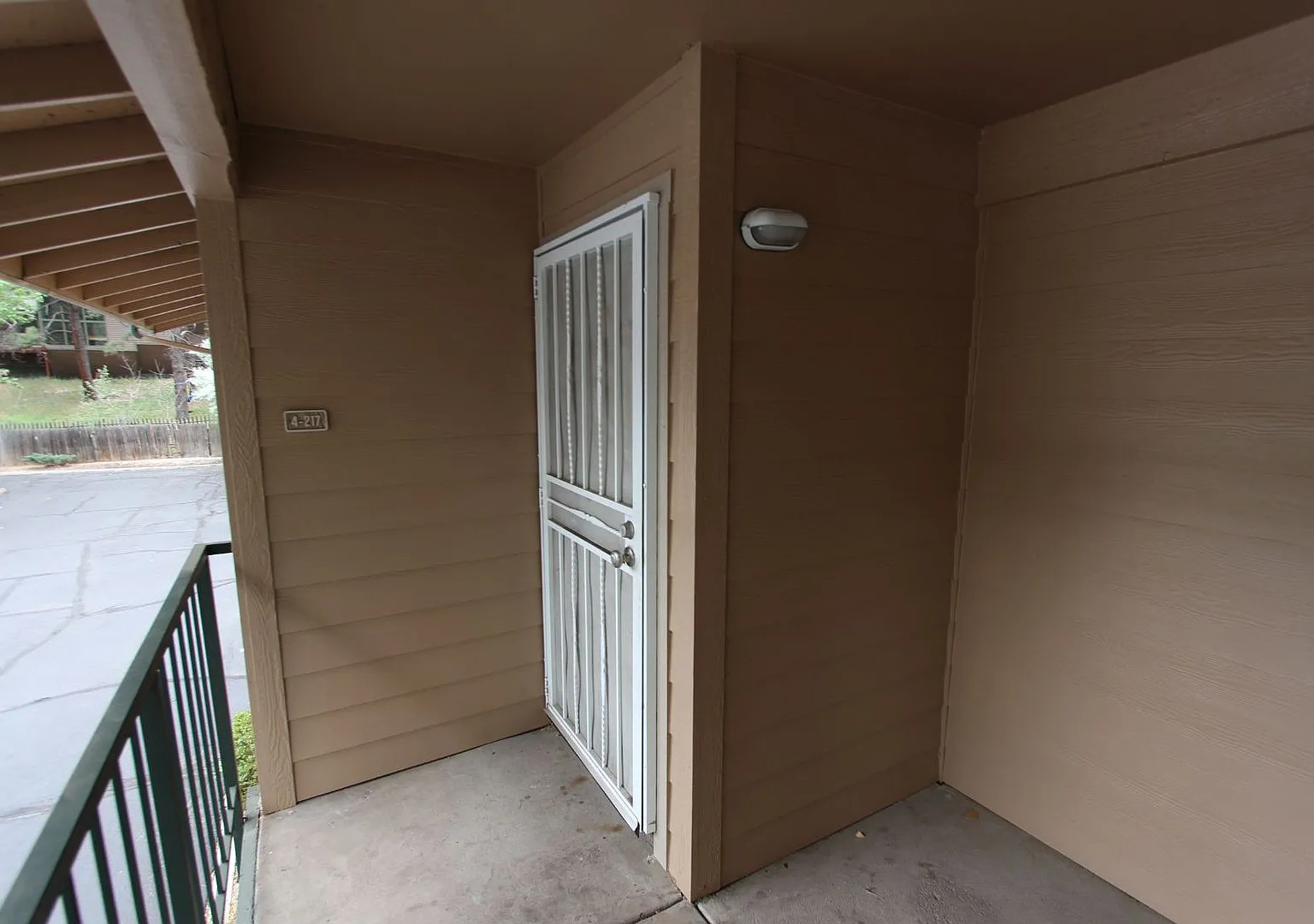 Move-In Rent Special | University Heights 2-Bedroom Condo | Private Balcony Near NAU — Photo 3