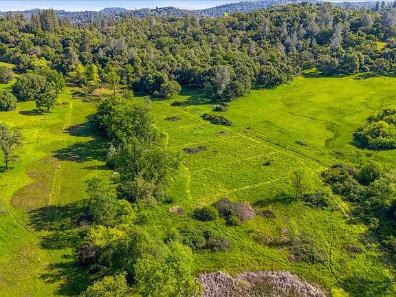 3rd image of 10677 Lazy Valley Rd