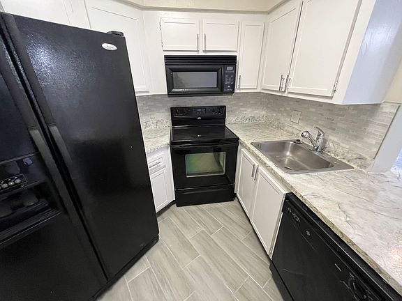 2nd image of 4010 Atrium Dr #U-7