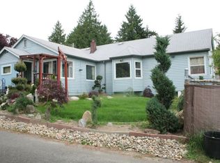 318 S 128th St, Burien, WA 98168
