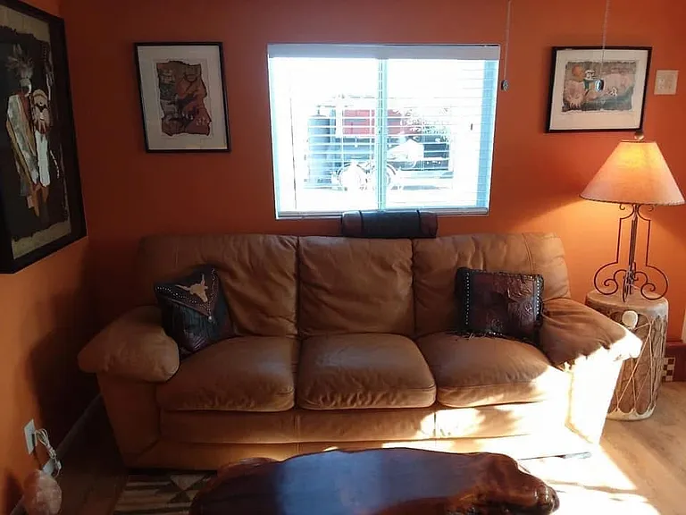 520 W Honda Bow Rd #1 — Photo 3