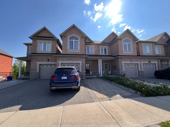 31 Napanee St, Richmond Hill, ON L4E 0X3