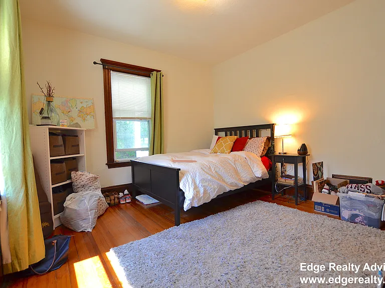 548 Washington St #2 — Photo 11