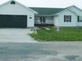 2321 S Oak St, Hanna City, IL