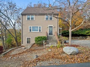 16 Stoneham St, Woburn, MA 01801