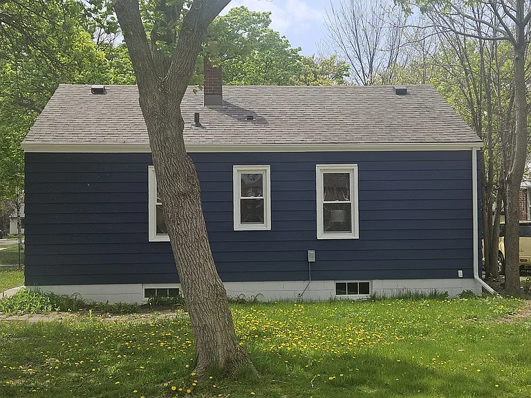 5908 N 32nd St — Photo 7