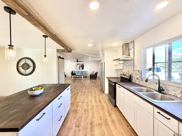 1714 S Dora Ave, Yuma, AZ 85364