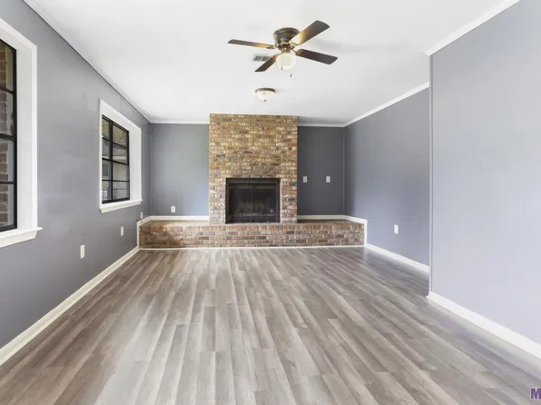 4609 Greenwood Ln, Baker, LA 70714