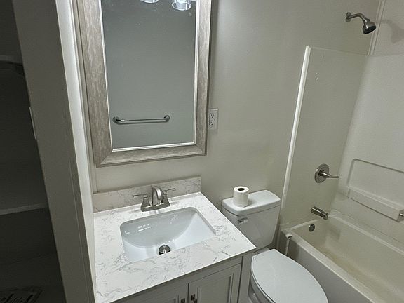 5th image of 4669 Lotus Dr