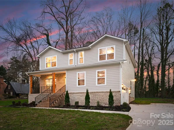 104B Forest Hills Dr, Mount Holly, NC 28120