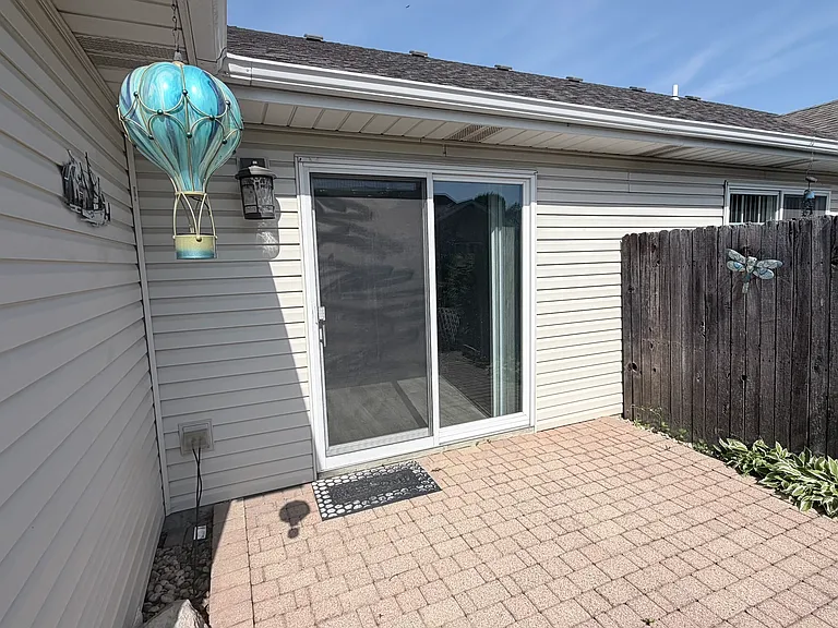 1109 Cambridge Ln — Photo 24