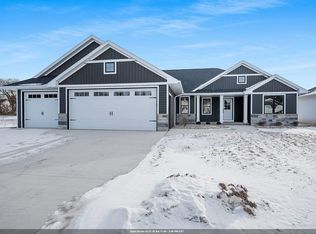 4454 Nature Rdg, Green Bay, WI 54313